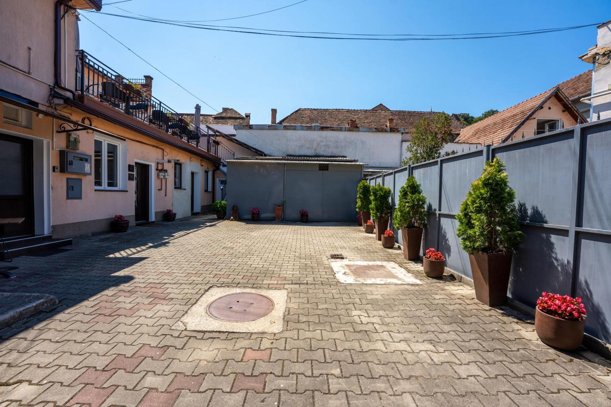 Central Amelie Accommodation سيفِسوارا المظهر الخارجي الصورة